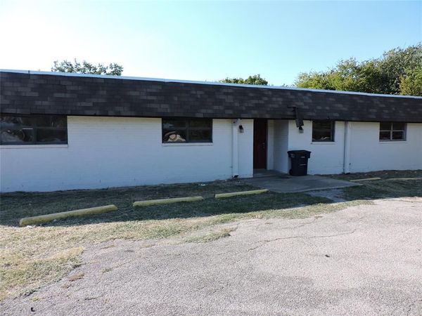 4040 8th Avenue , Fort Worth, TX 76110