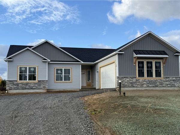 117 BLOOMFIELD Street, Baldwinsville, NY 13027