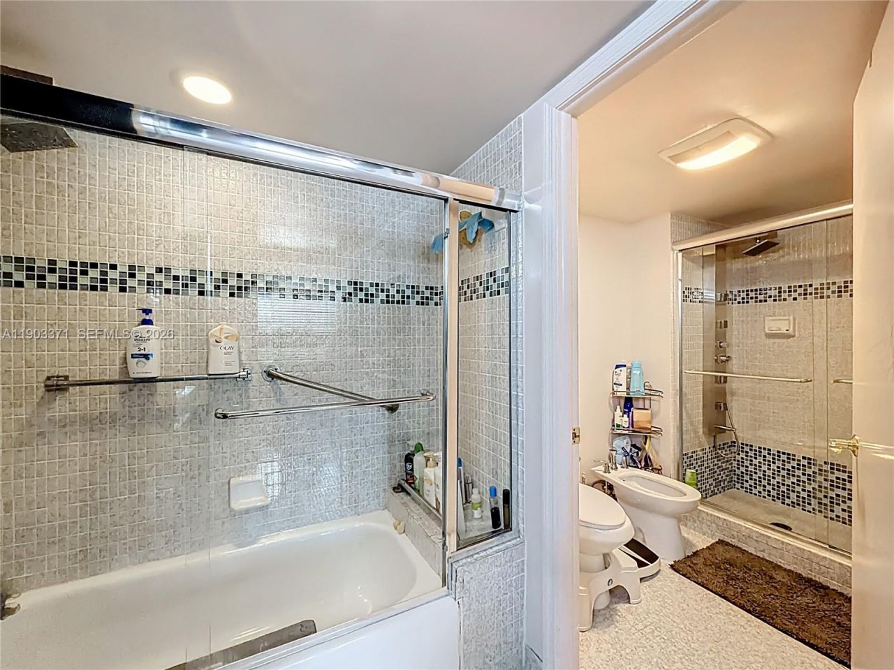 210 174th St, Unit 409, Sunny Isles Beach, FL 33160 Photo