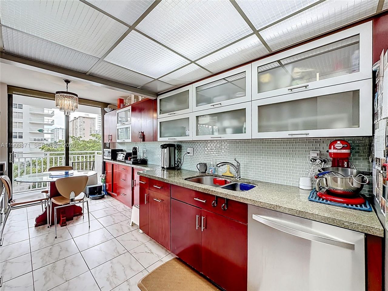 210 174th St, Unit 409, Sunny Isles Beach, FL 33160 Photo