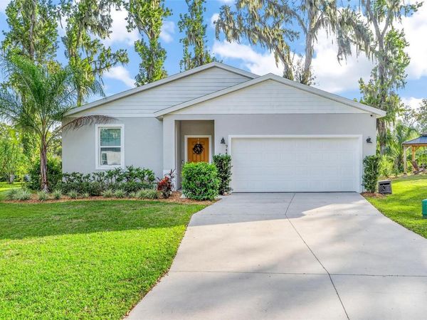 944 BELLE OAK DRIVE, LEESBURG, FL 34748