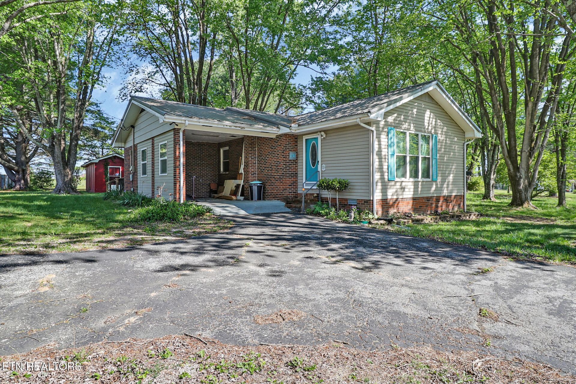 131 Oak Hill Drive Jamestown, TN 38556