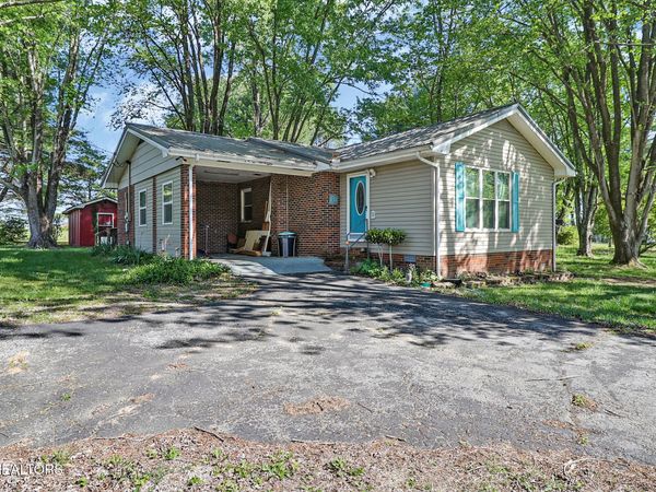 131 Oak Hill Drive, Jamestown, TN 38556