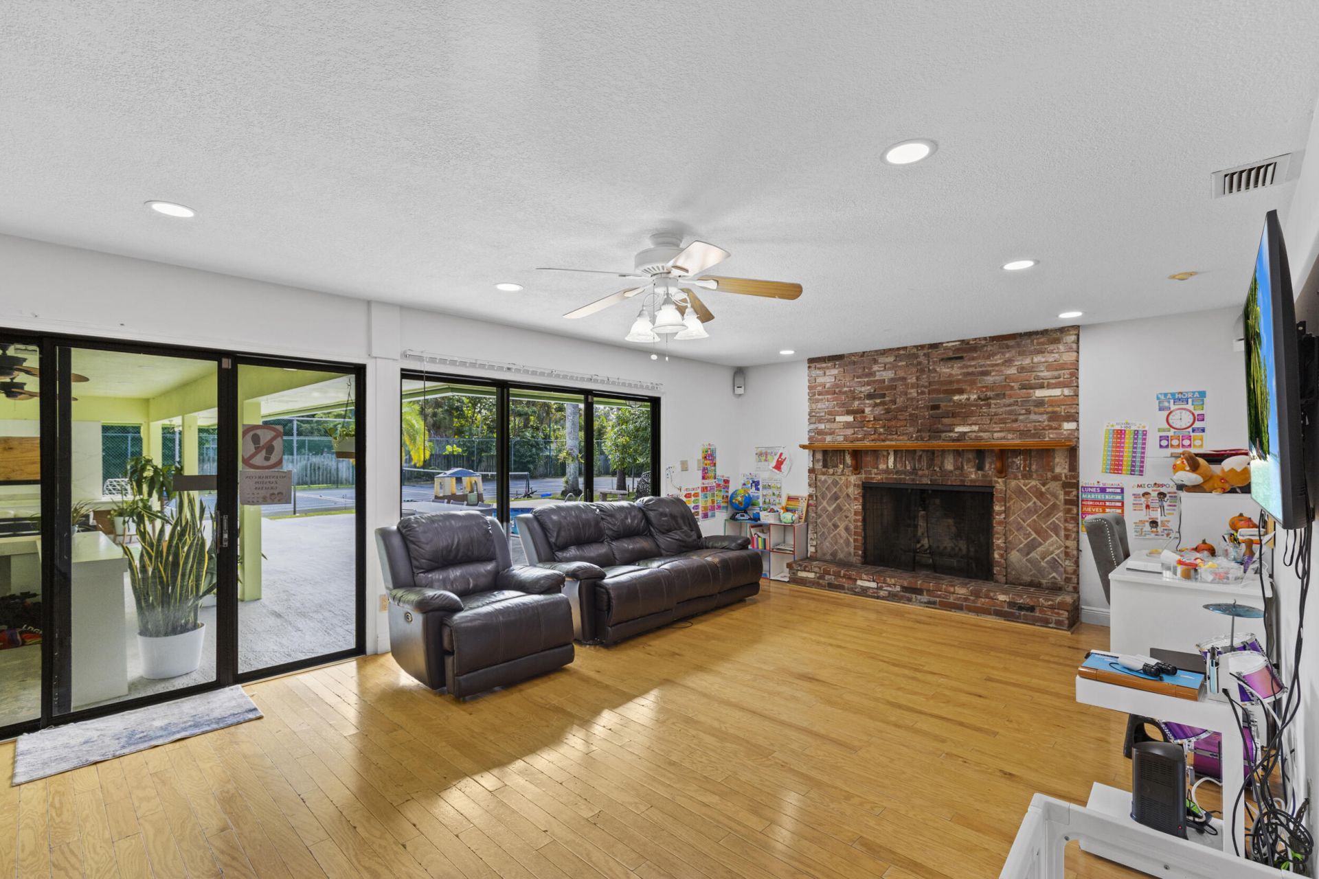 6438 Gunclub Road, West Palm Beach, FL 33415 Photo