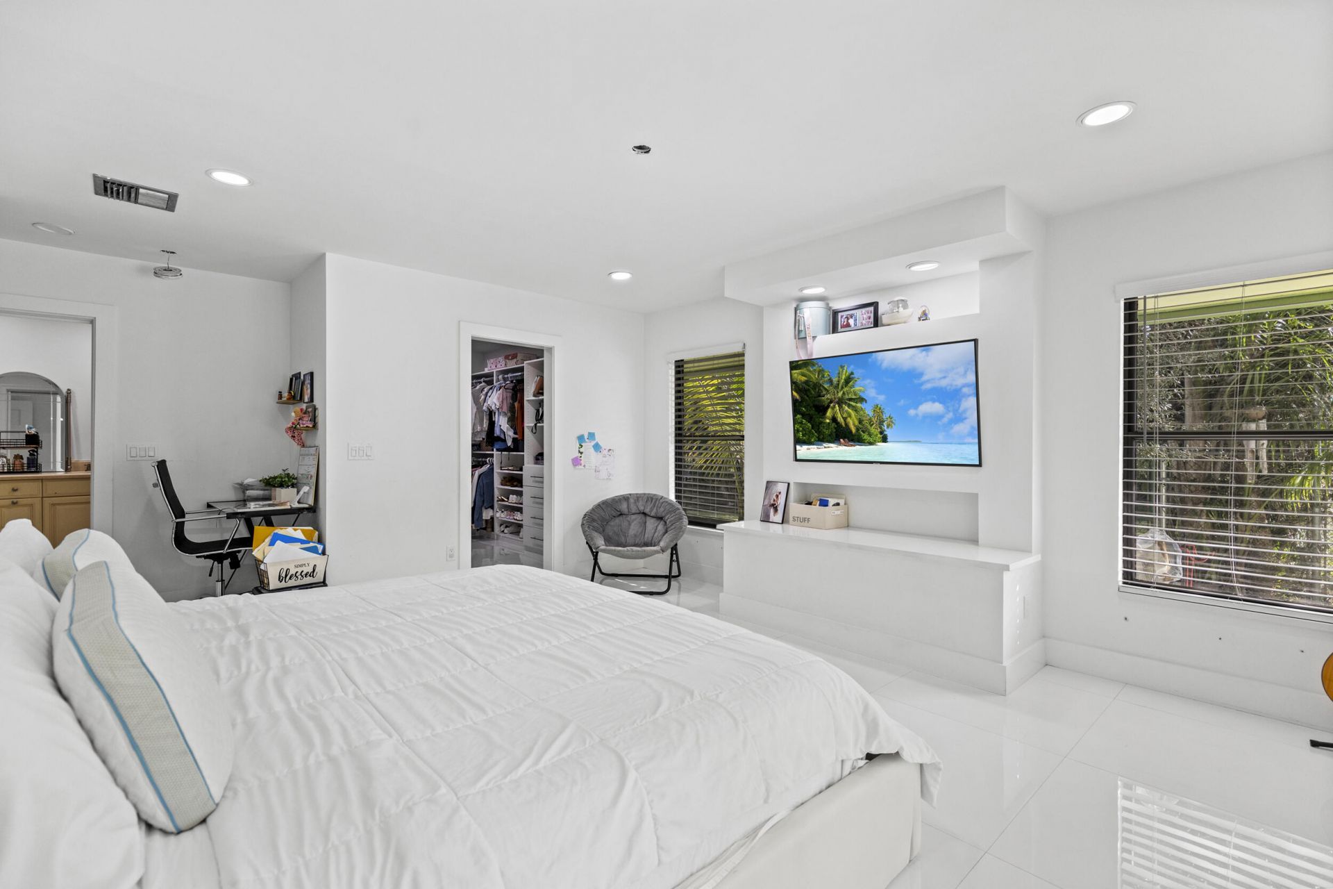 6438 Gunclub Road, West Palm Beach, FL 33415 Photo