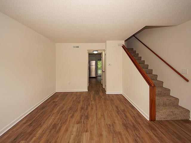 1836 Mepkin Road Photo 6