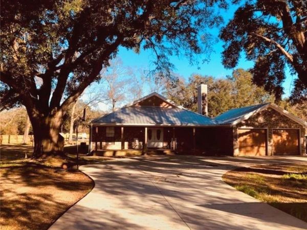 298 Dead Lake Road, Creola, AL 36525