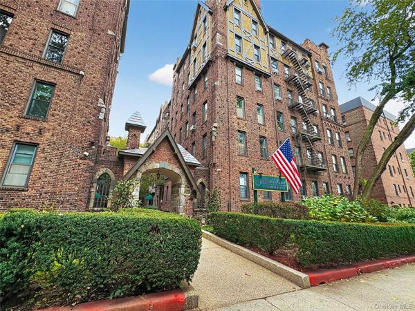 83-15 116 Street, Unit 6K, Kew Gardens, NY 11418