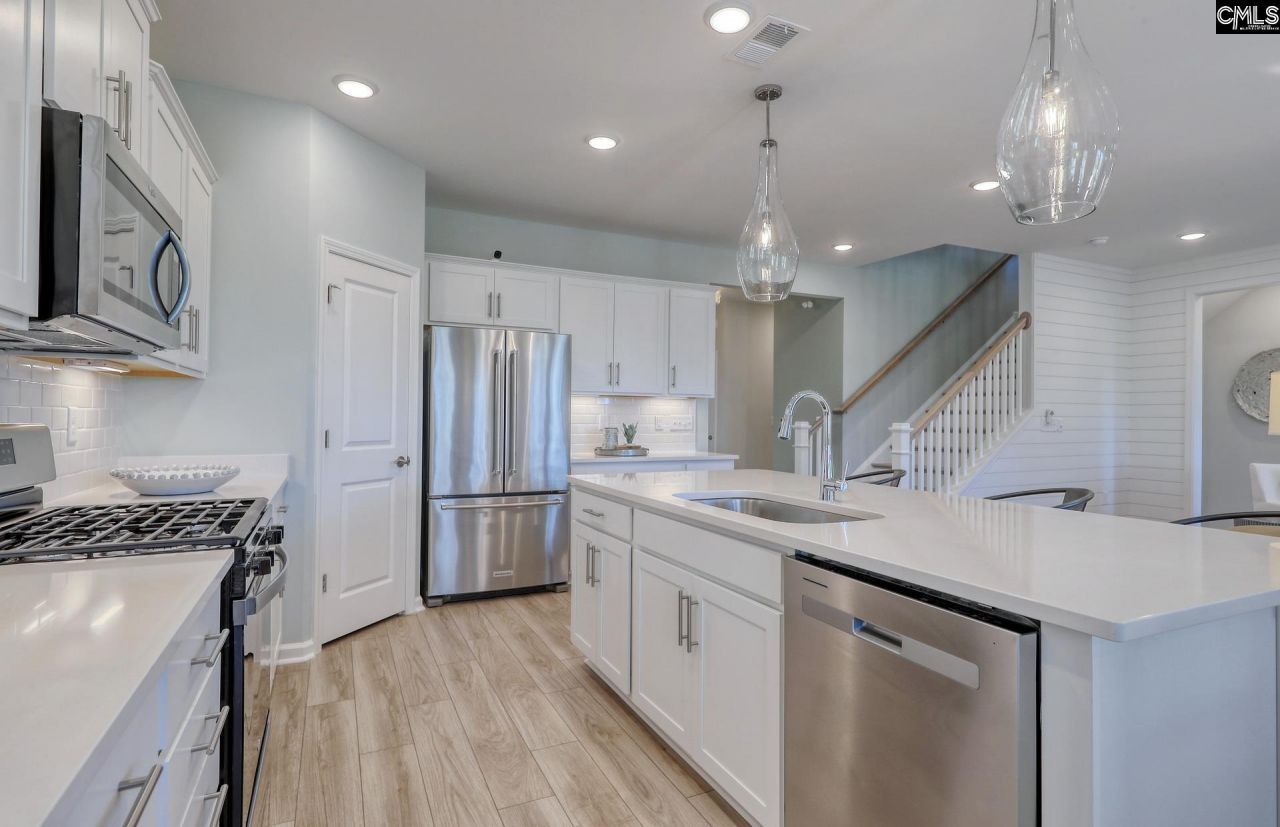 393 Mont Haven Place Photo 9