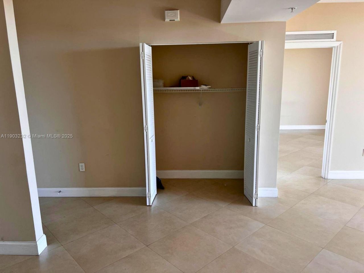 2425 SW 27th Ave, Unit 1004, Miami, FL 33145 Photo