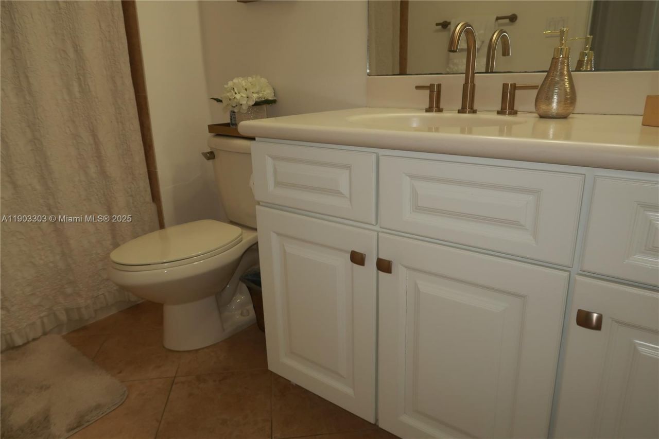 9778 Bowline Drive, Unit 102, West Palm Beach, FL 33411 Photo