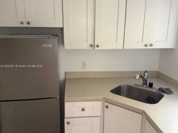 1027 Euclid Ave, Unit 5, Miami Beach, FL 33139