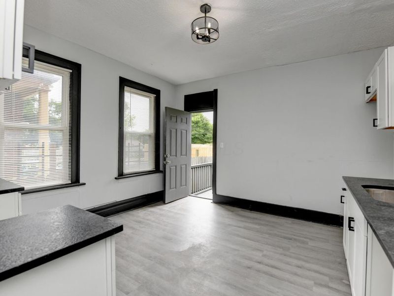 814 S Ohio Avenue, Columbus, OH 43206 Photo 8