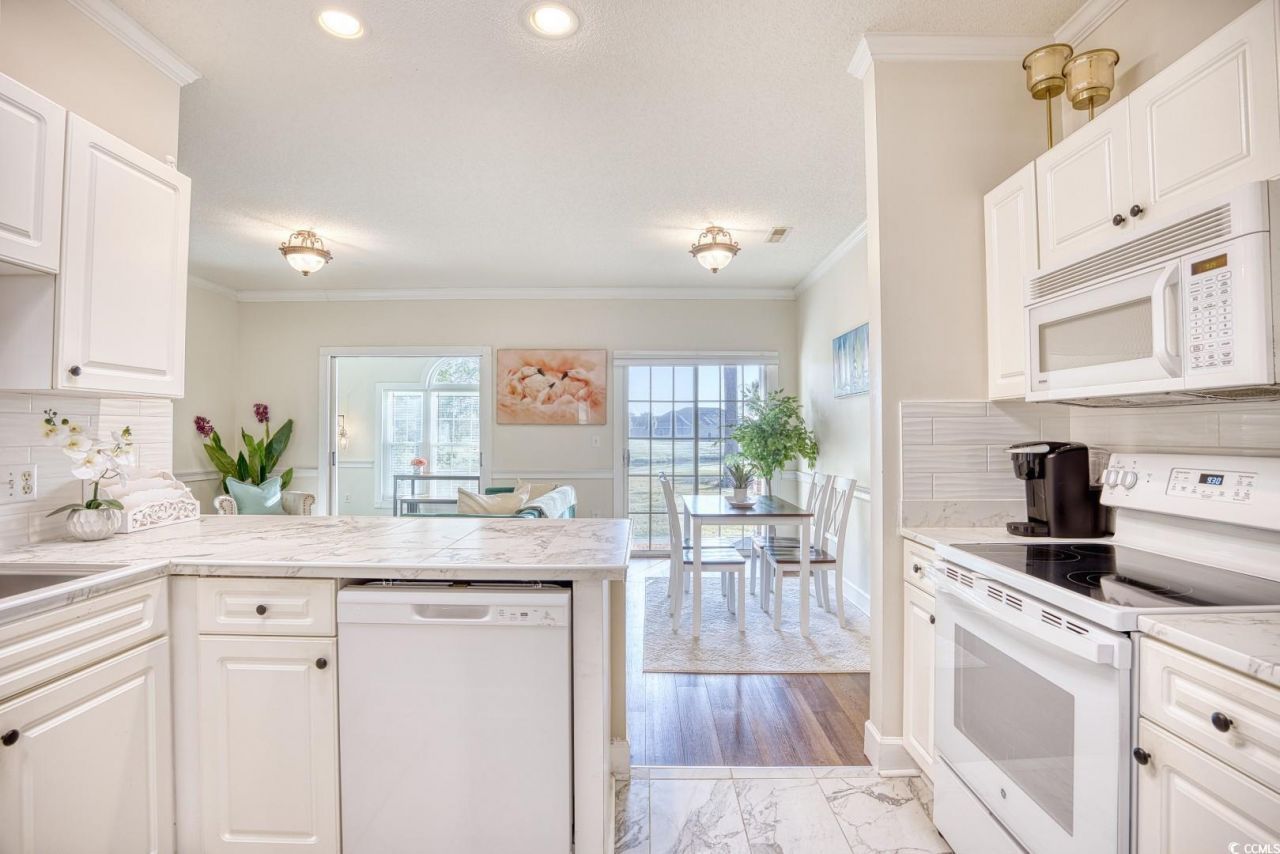 703 Riverwalk Dr. Photo 14