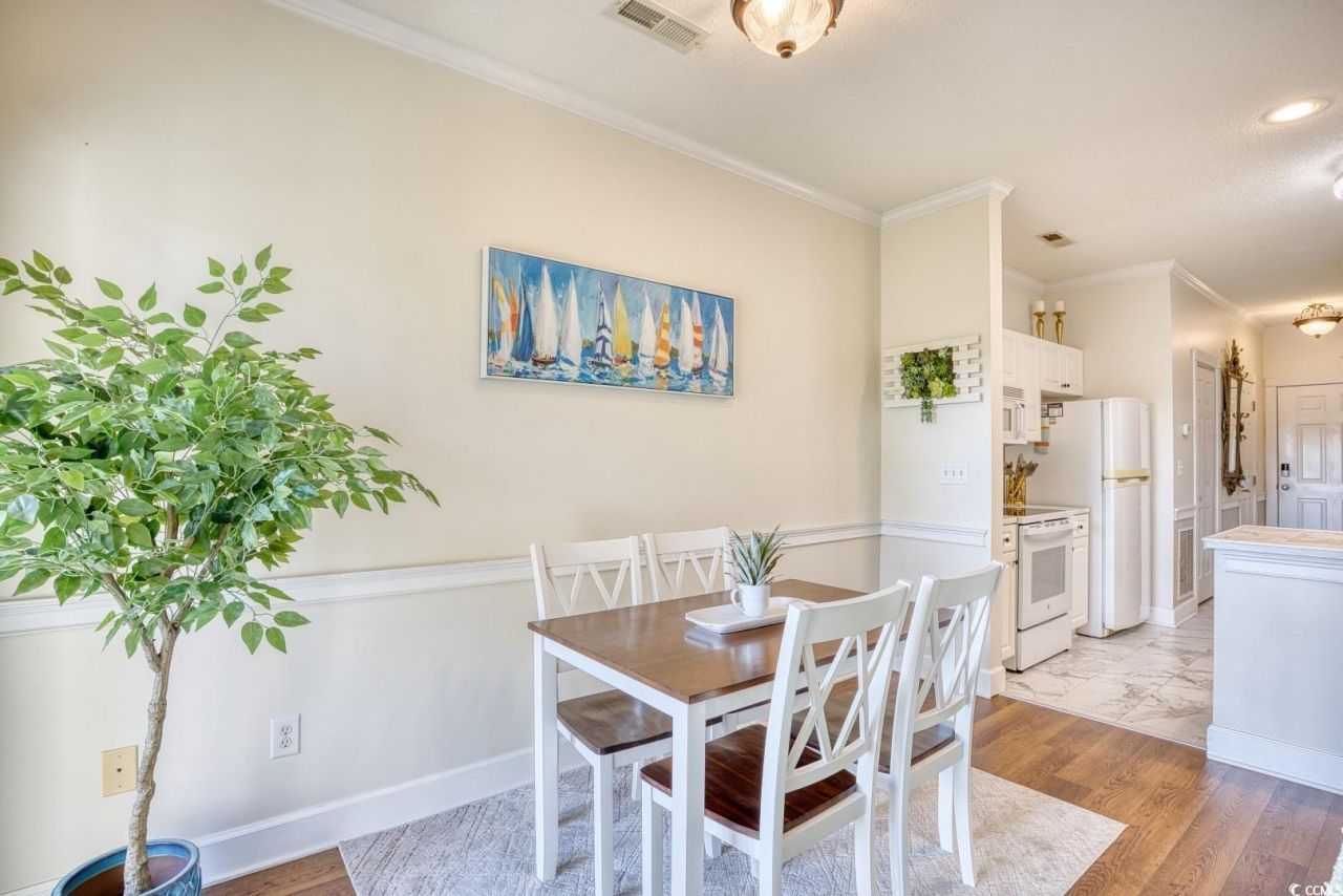 703 Riverwalk Dr. Photo 19