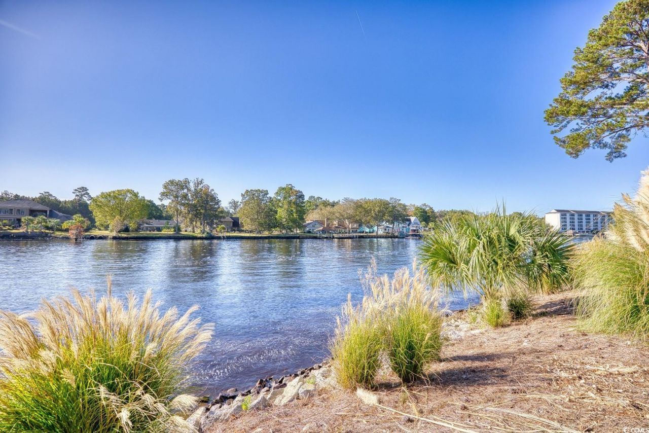 703 Riverwalk Dr. Photo 38