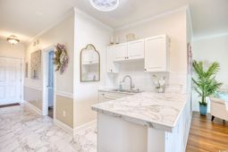 703 Riverwalk Dr. photo 4