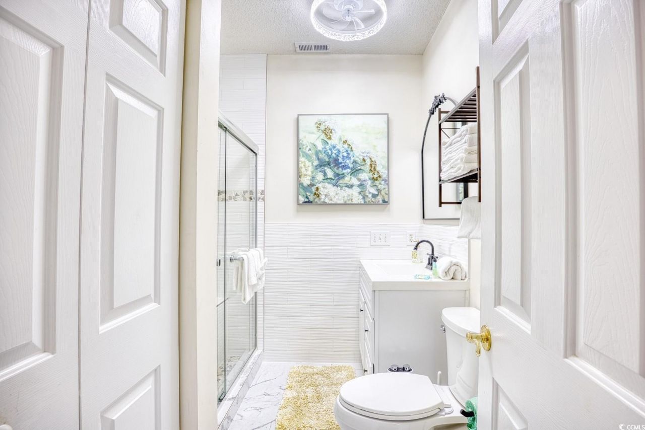 703 Riverwalk Dr. Photo 8