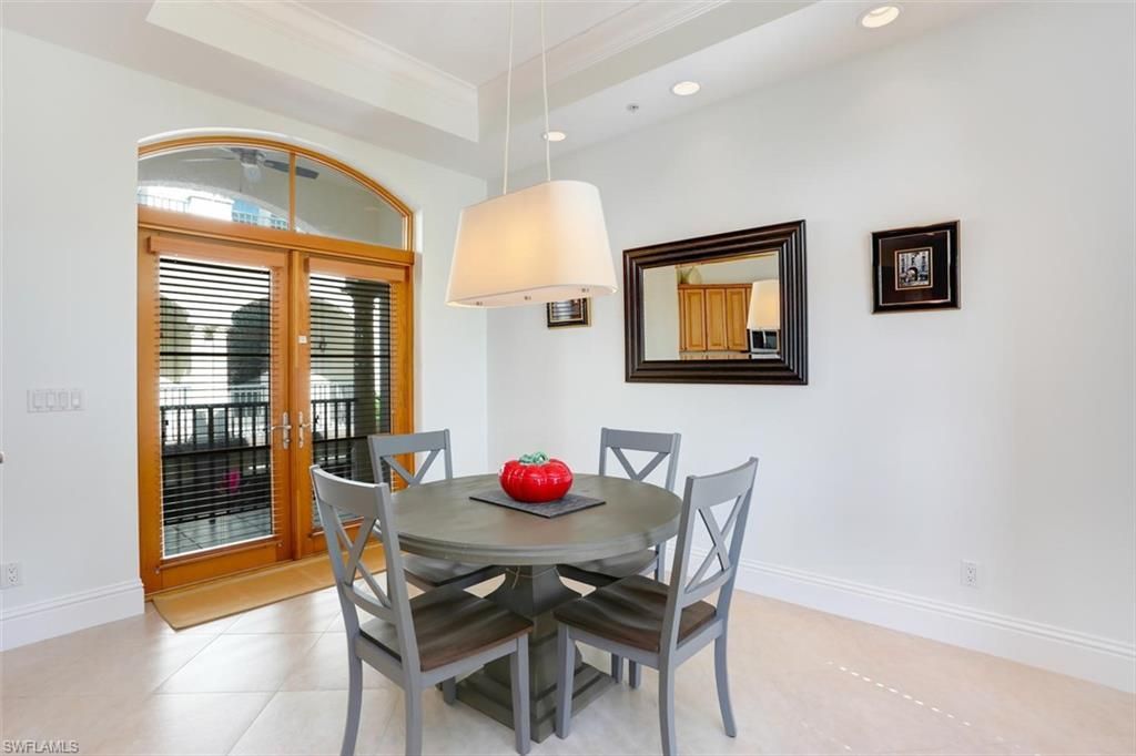 1016 7th St S, Naples, FL 34102 Photo