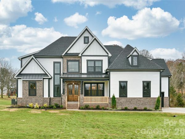 3874 Hickory Highway, Statesville, NC 28677