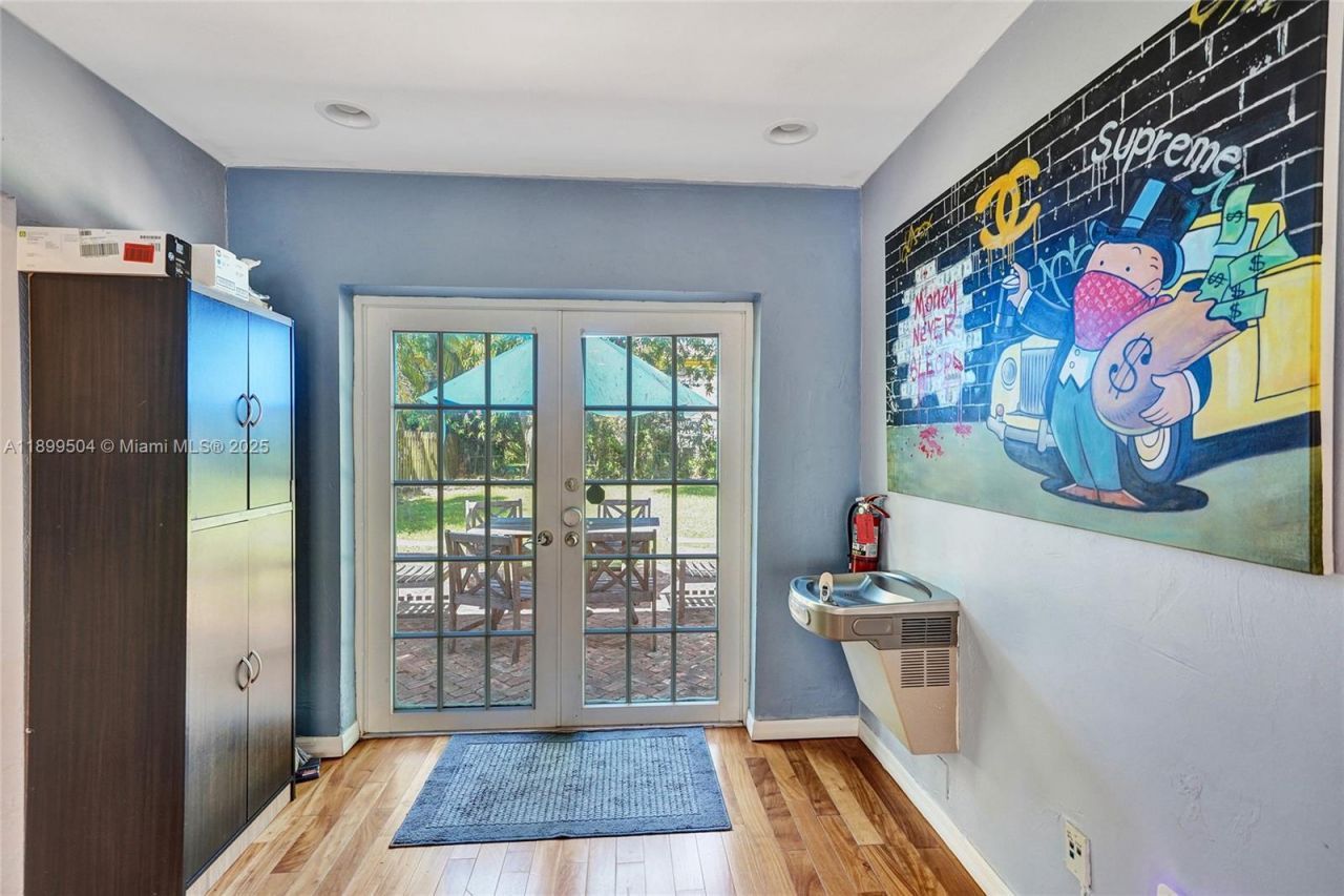 423 SE 19th St, Fort Lauderdale, FL 33316 Photo