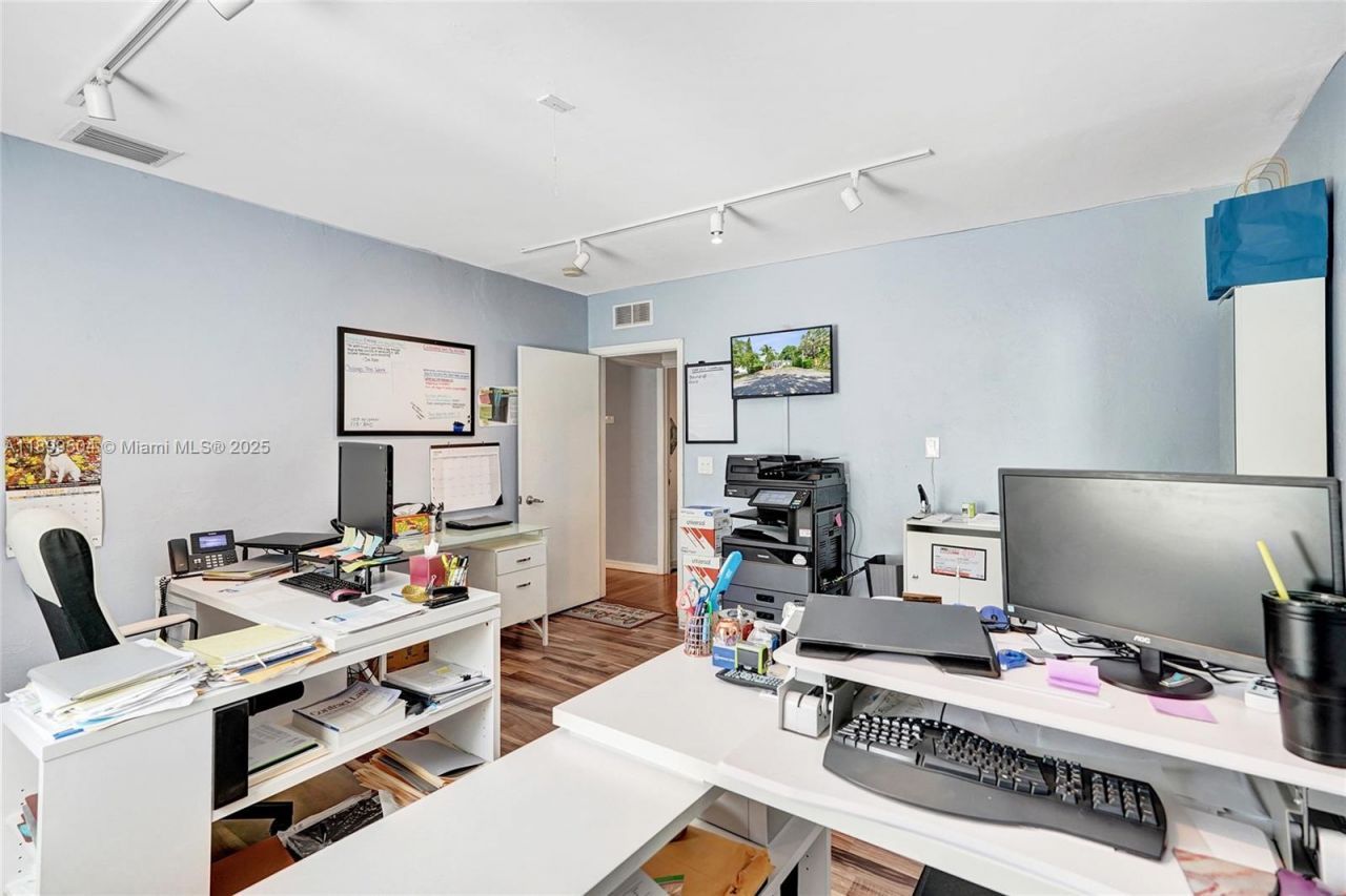 423 SE 19th St, Fort Lauderdale, FL 33316 Photo