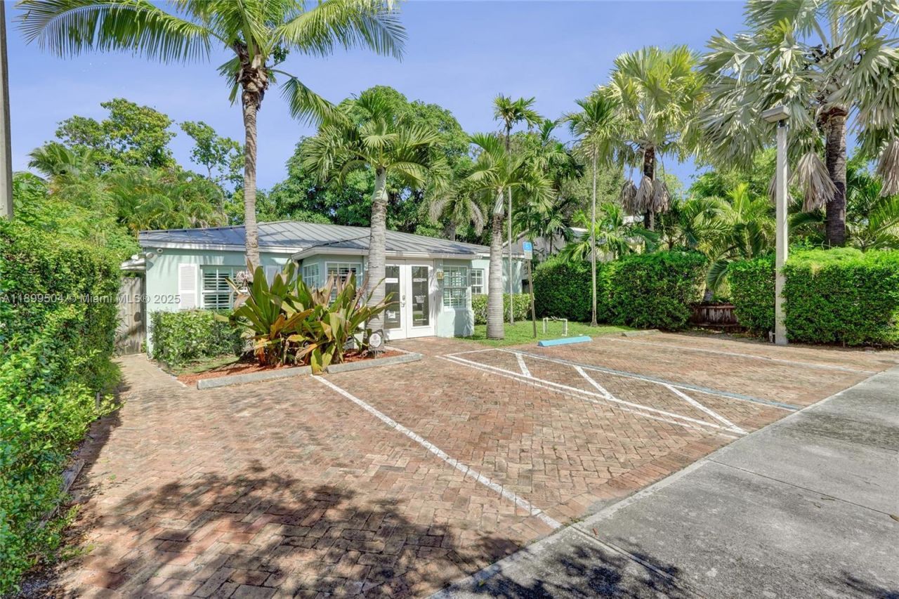 423 SE 19th St, Fort Lauderdale, FL 33316 Photo