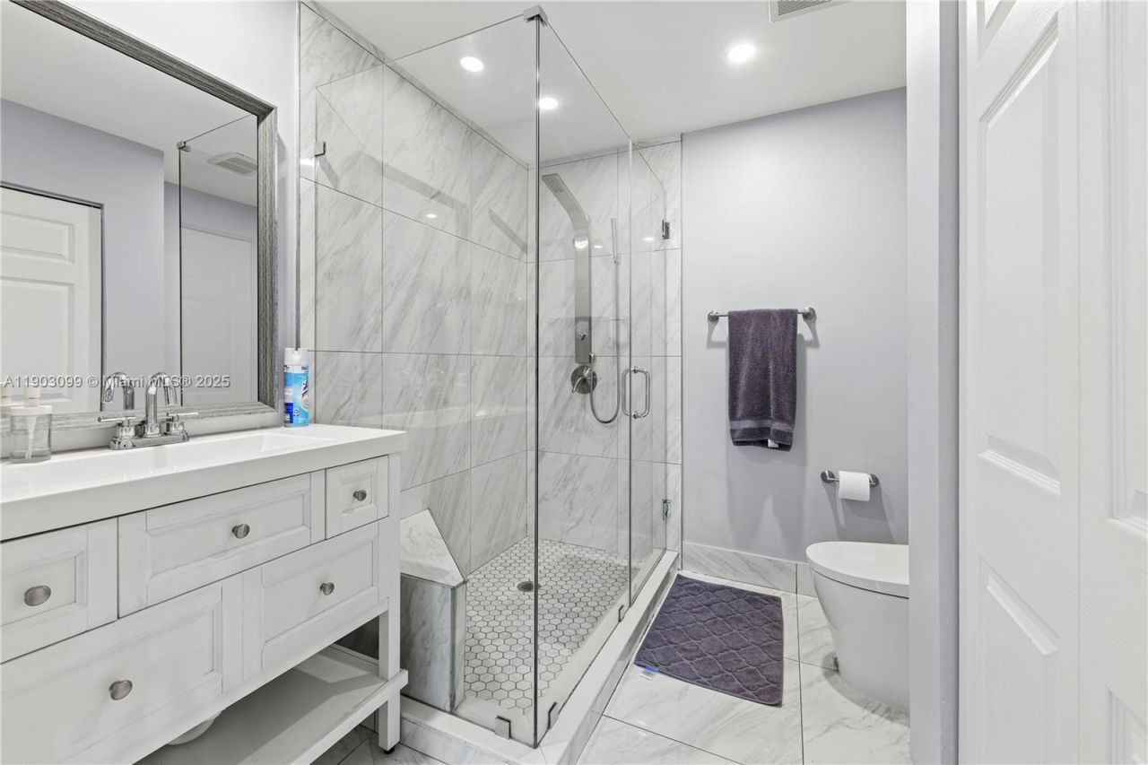 33 Madrid Ln, Unit 4-9, Davie, FL 33324 Photo