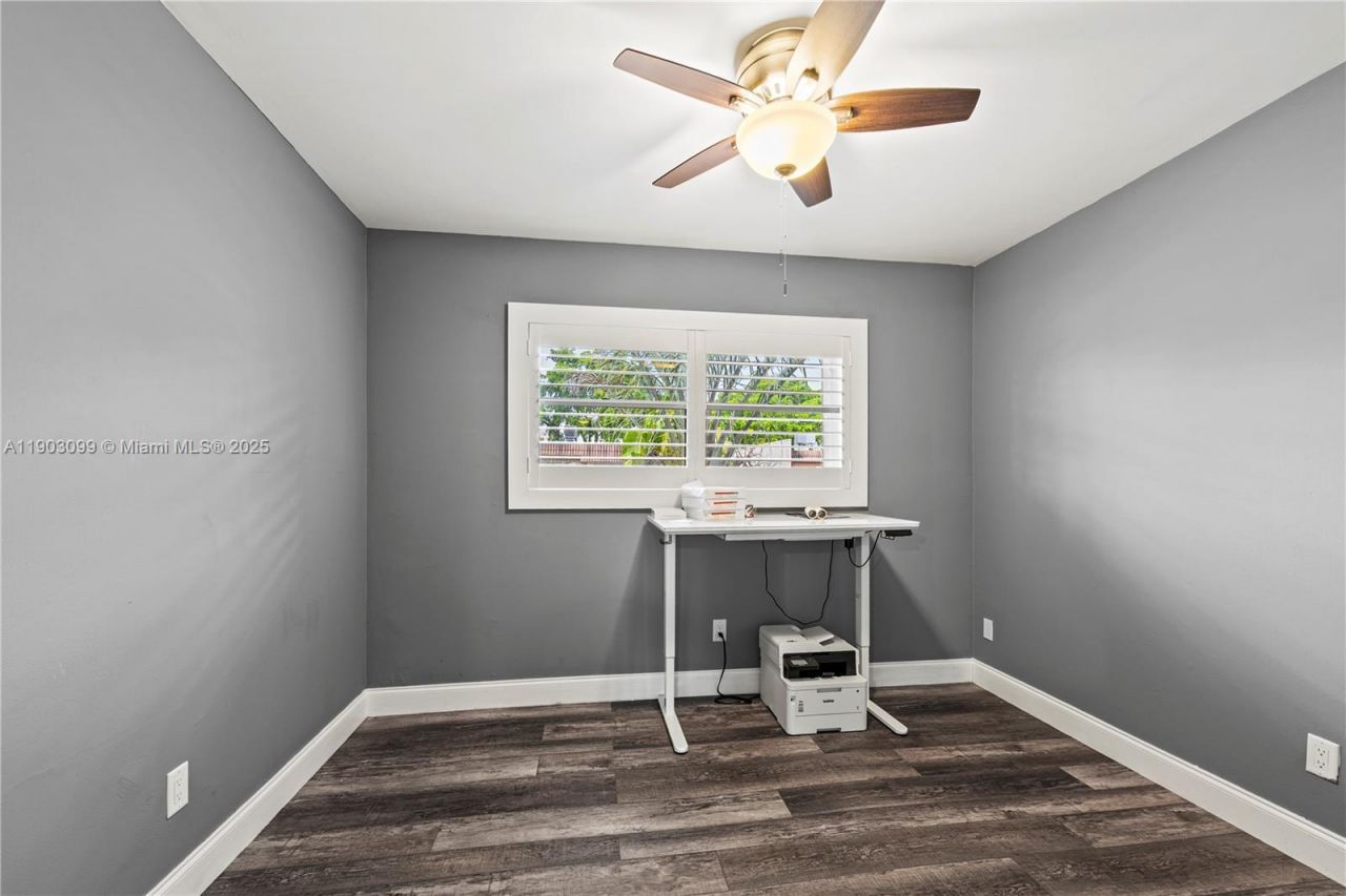 33 Madrid Ln, Unit 4-9, Davie, FL 33324 Photo