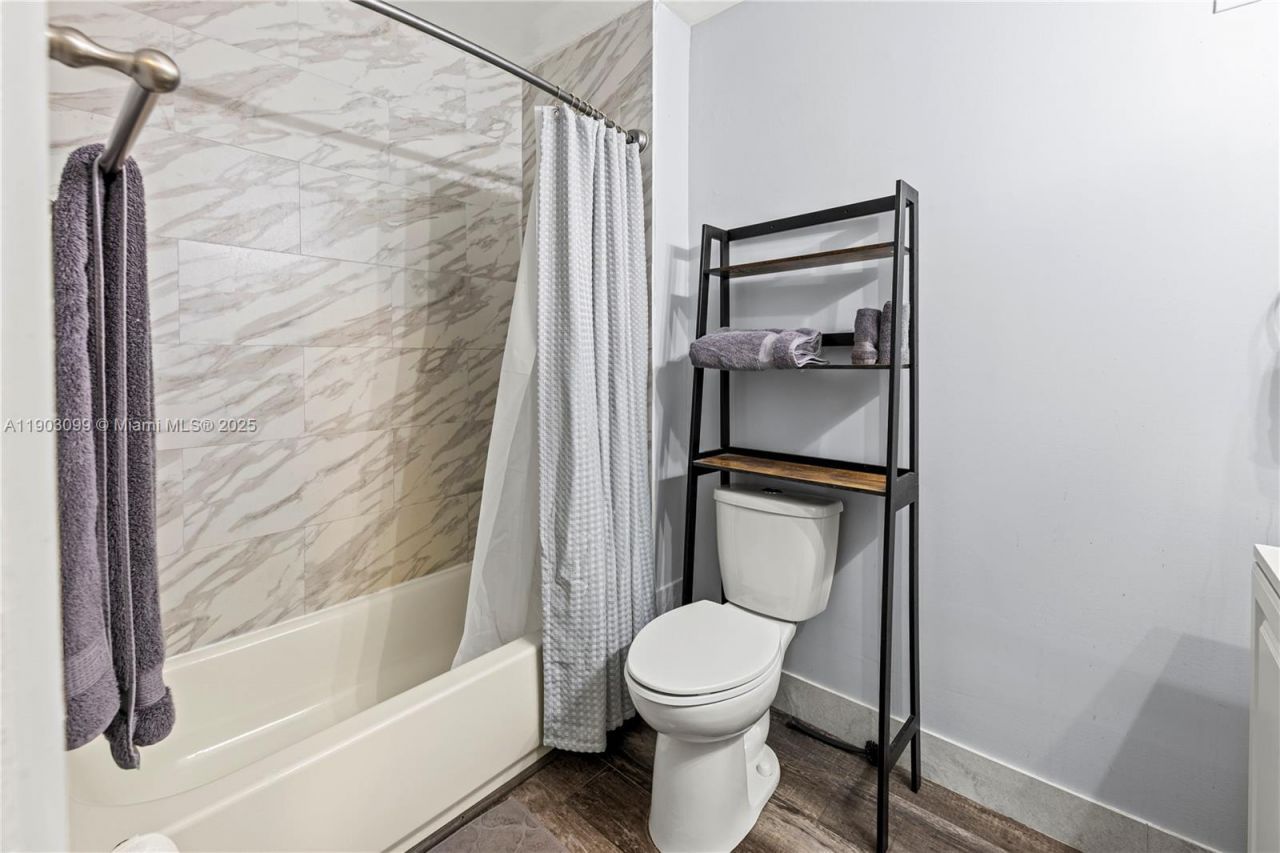 33 Madrid Ln, Unit 4-9, Davie, FL 33324 Photo