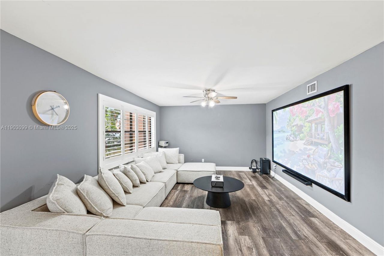 33 Madrid Ln, Unit 4-9, Davie, FL 33324 Photo