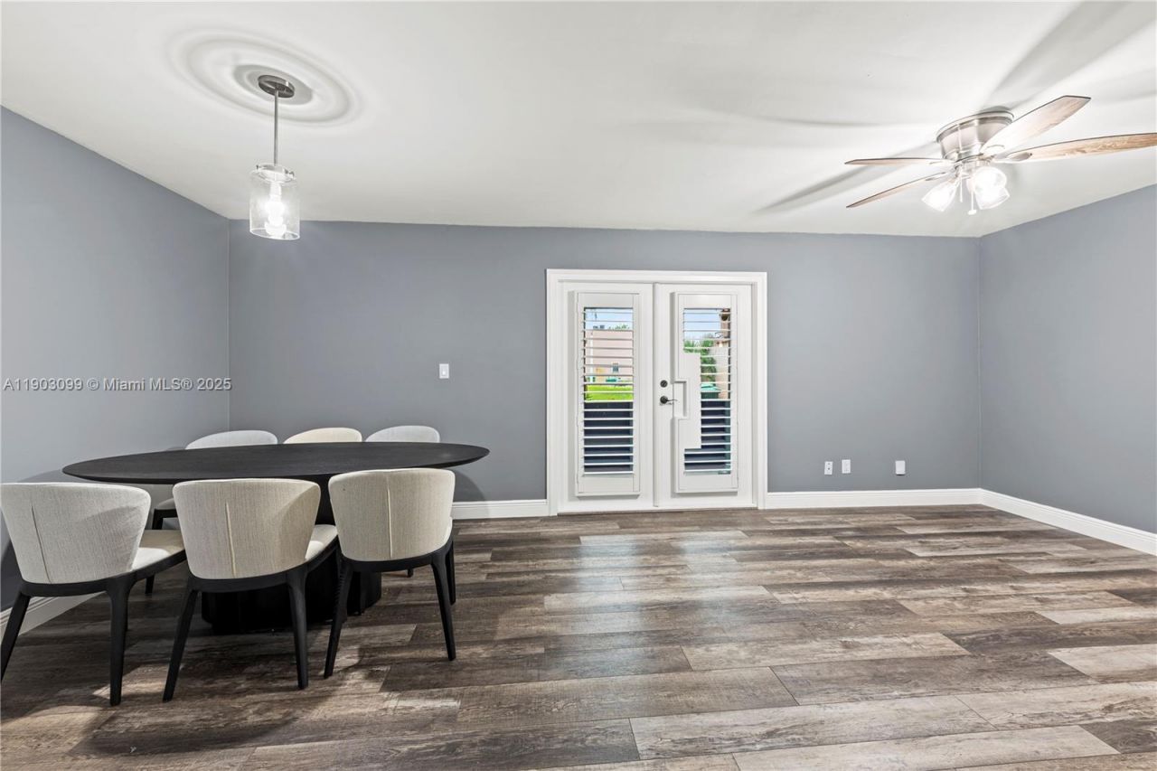 33 Madrid Ln, Unit 4-9, Davie, FL 33324 Photo