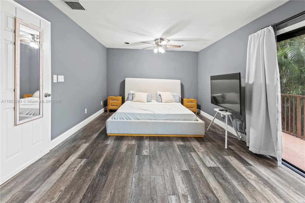 33 Madrid Ln, Unit 4-9, Davie, FL 33324 Photo