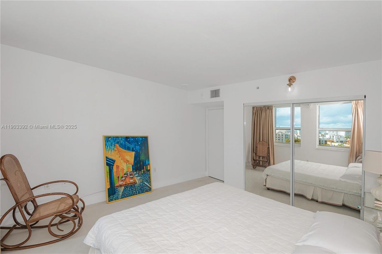 90 Alton Rd, Unit 1007, Miami Beach, FL 33139 Photo