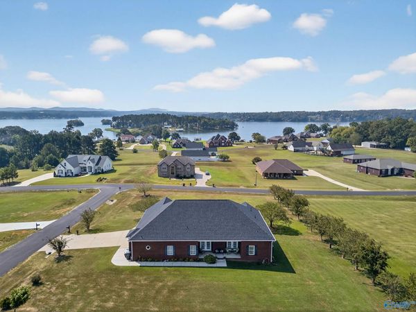 450 Eastland Drive, Lincoln, AL 35096