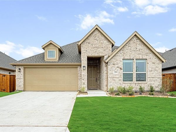 304 Keystone Drive, Commerce, TX 75428