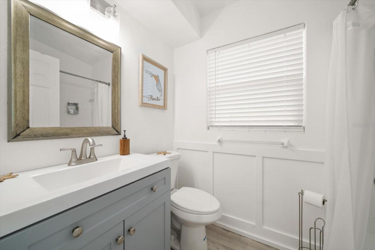 711 E Gulf Boulevard, Indian Rocks Beach, FL 33785 Photo