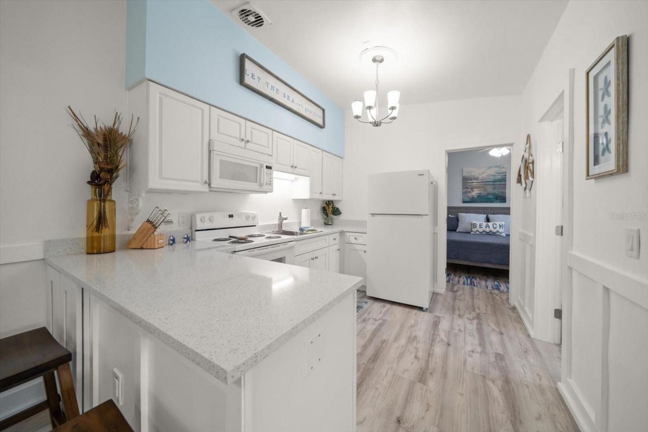 711 E Gulf Boulevard, Indian Rocks Beach, FL 33785 Photo