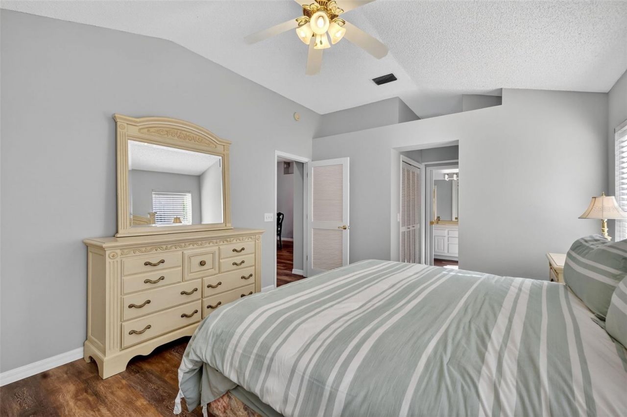511 Loma Paseo Drive, Lady Lake, FL 32159 Photo
