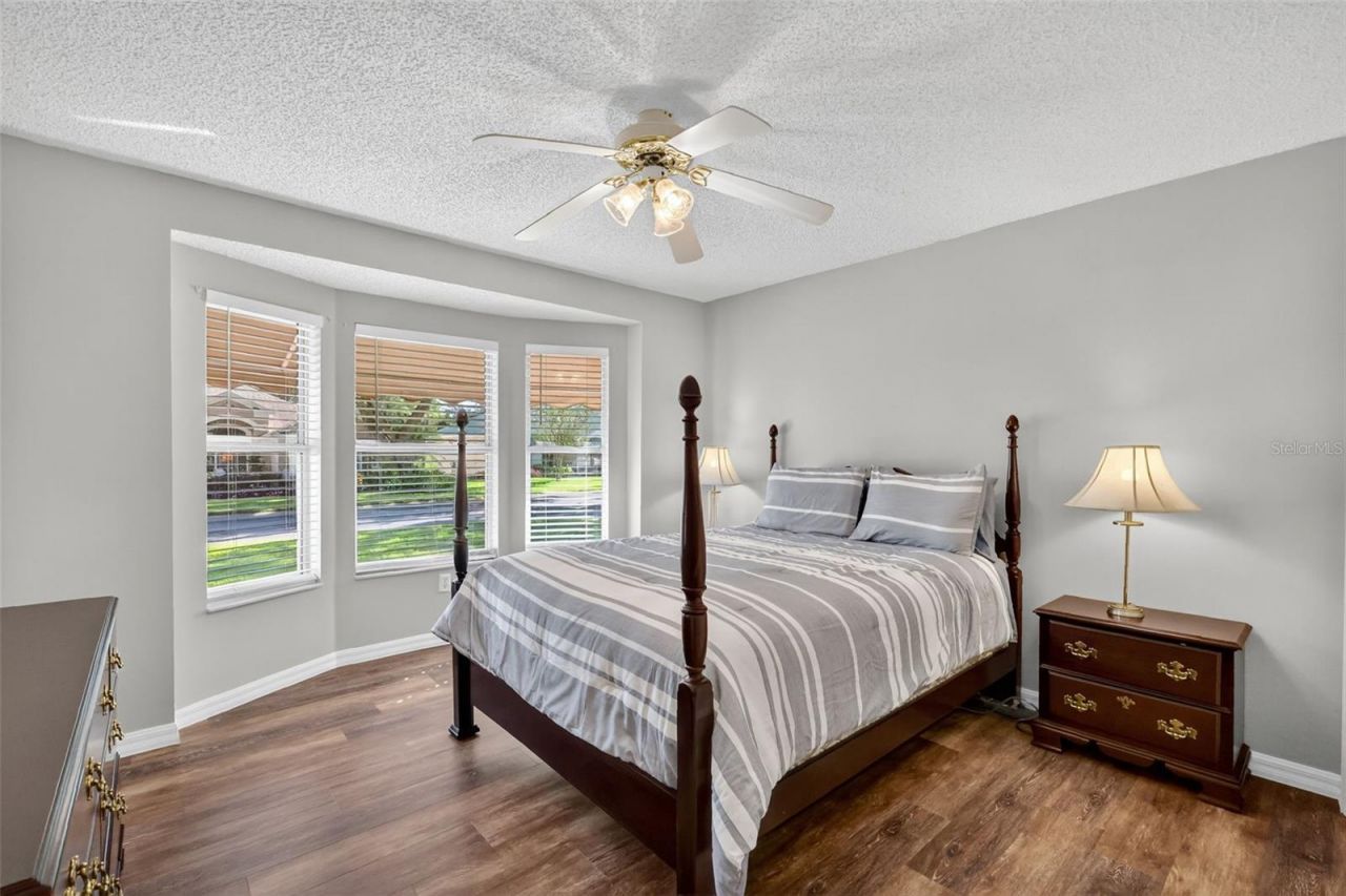 511 Loma Paseo Drive, Lady Lake, FL 32159 Photo
