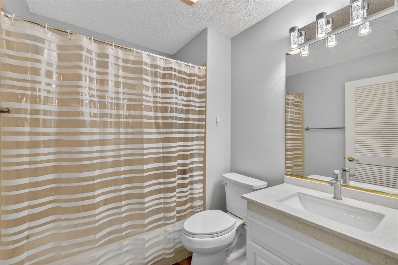 511 Loma Paseo Drive, Lady Lake, FL 32159 Photo
