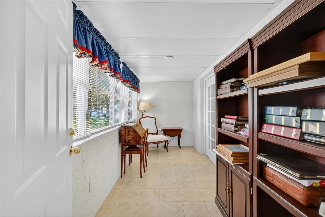 511 Loma Paseo Drive, Lady Lake, FL 32159 Photo