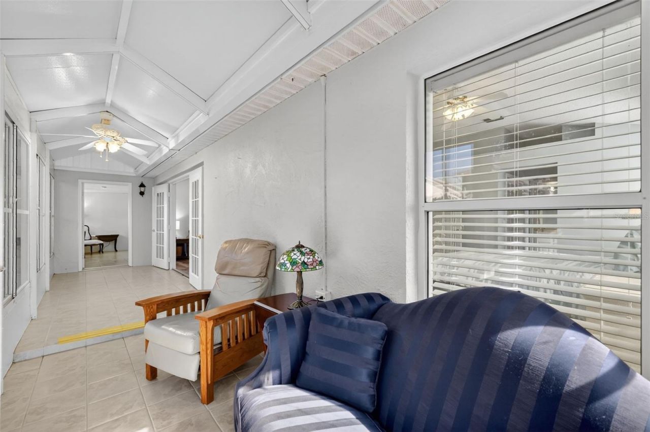 511 Loma Paseo Drive, Lady Lake, FL 32159 Photo