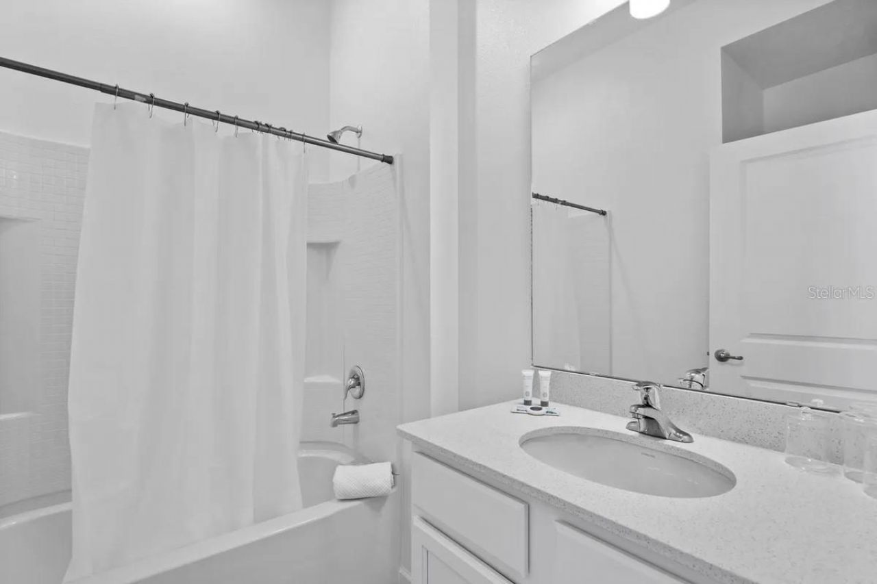 5803 High Seas Drive, Orlando, FL 32821 Photo