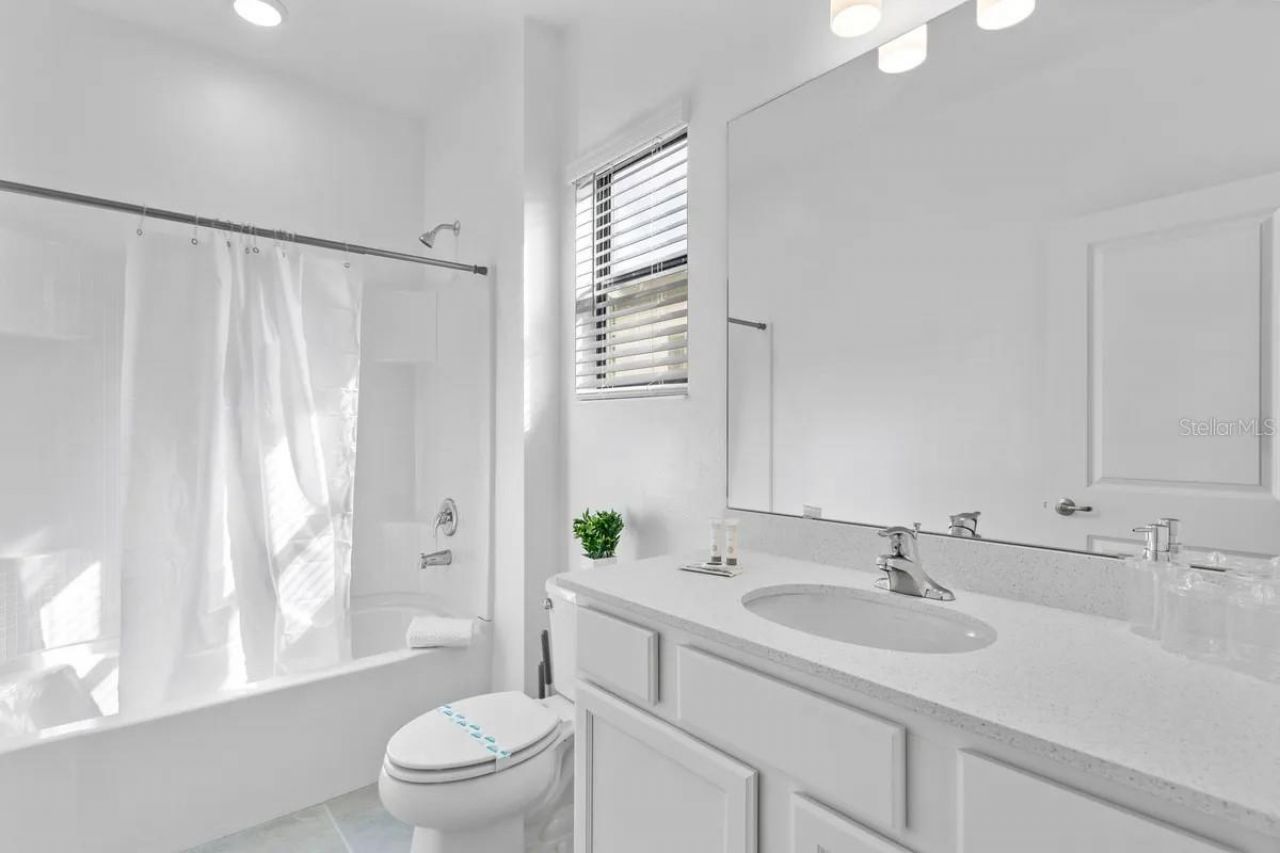 5803 High Seas Drive, Orlando, FL 32821 Photo