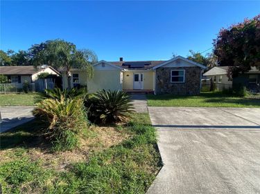 124 ELAINE DRIVE, AUBURNDALE, FL 33823