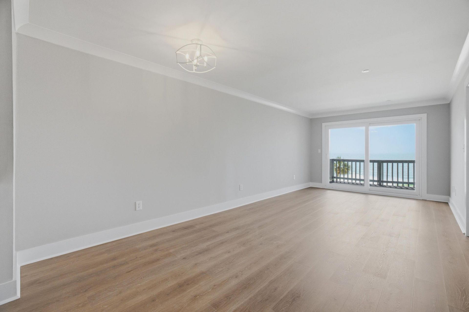 1310 N Waccamaw Dr. Photo 15