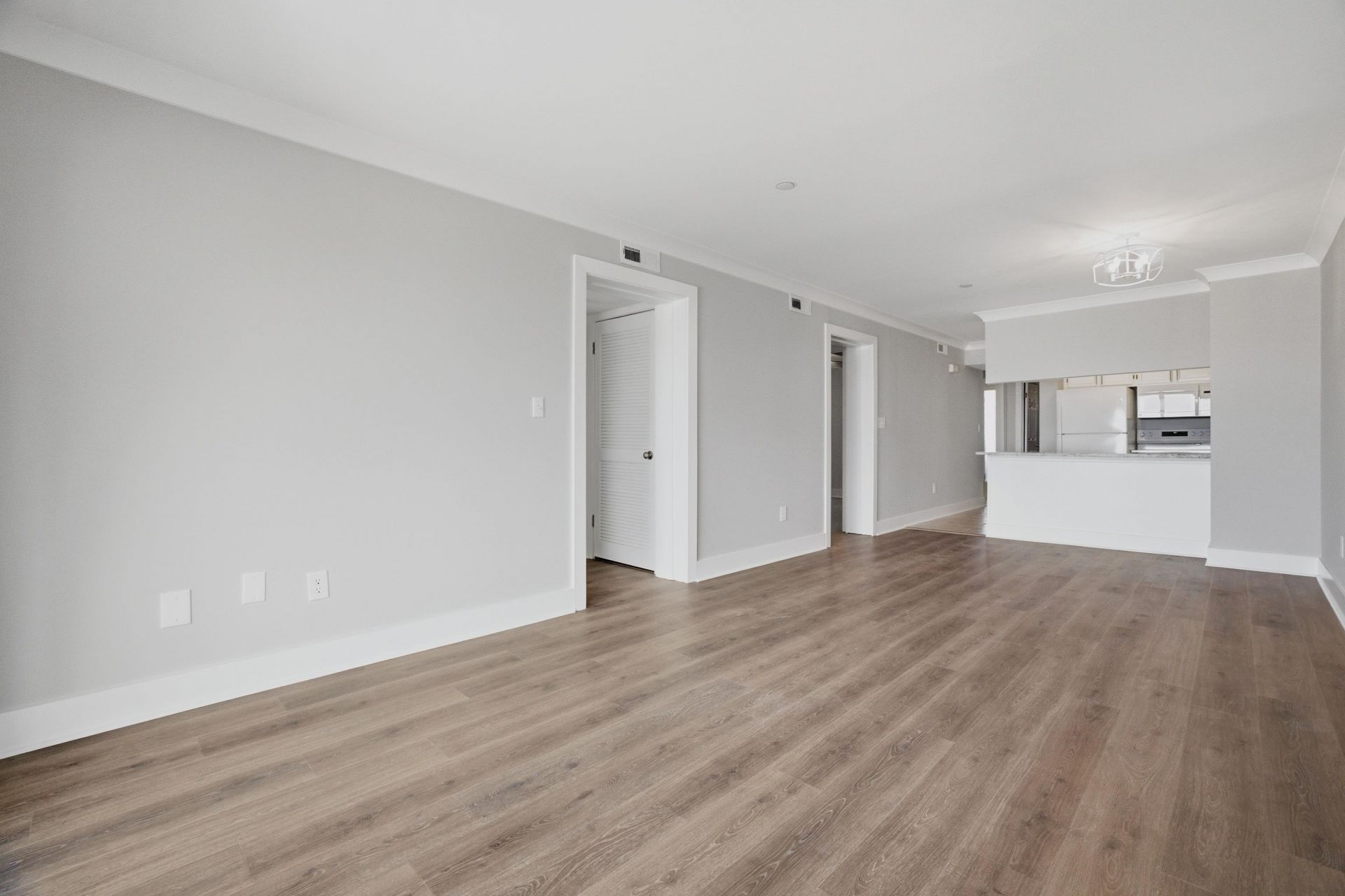 1310 N Waccamaw Dr. Photo 18
