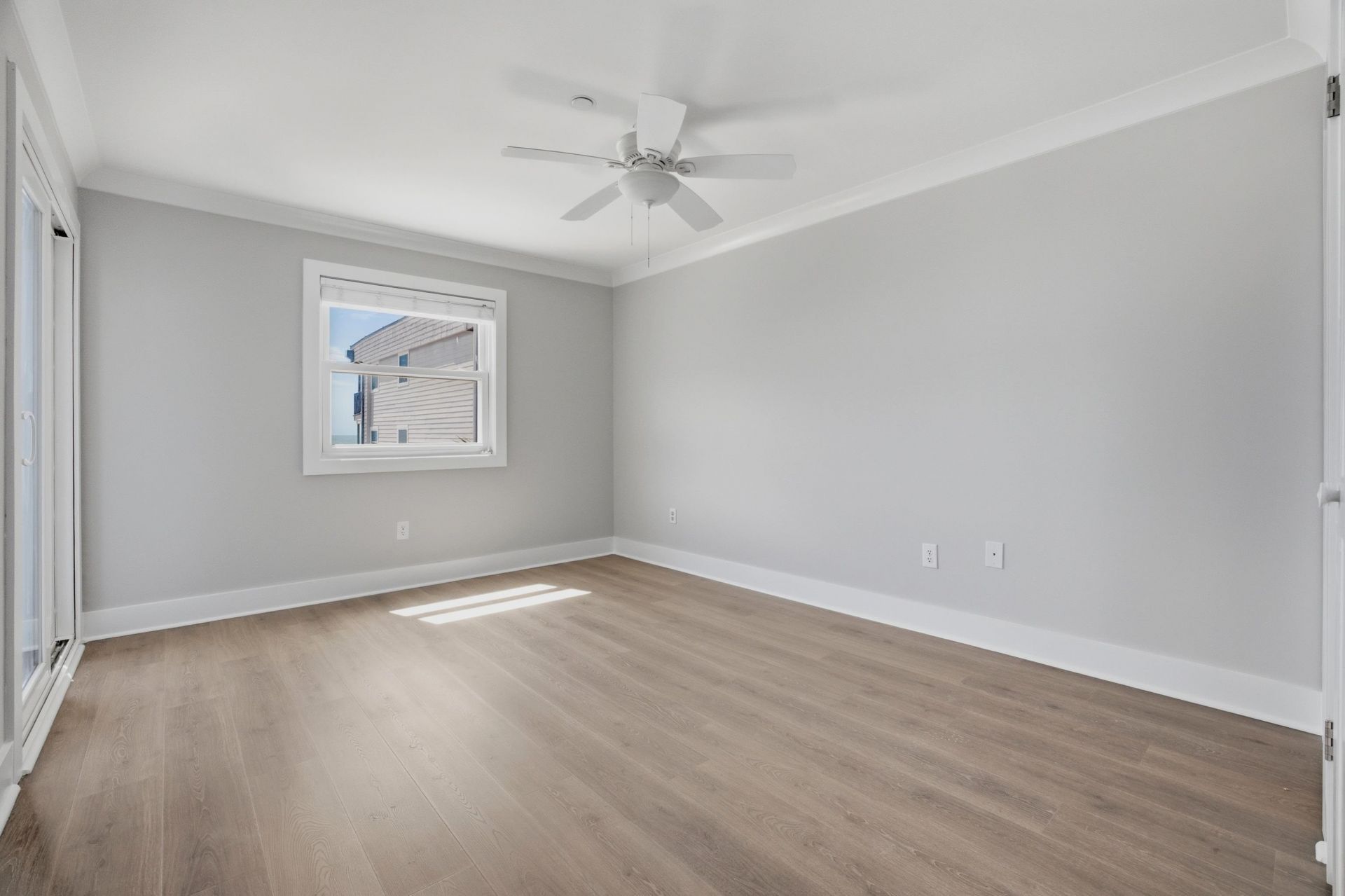 1310 N Waccamaw Dr. Photo 29