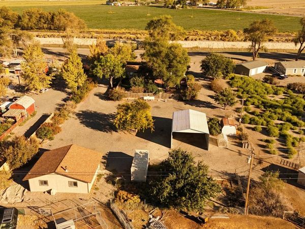 3255 Upper Valley Road, Lovelock, NV 89419